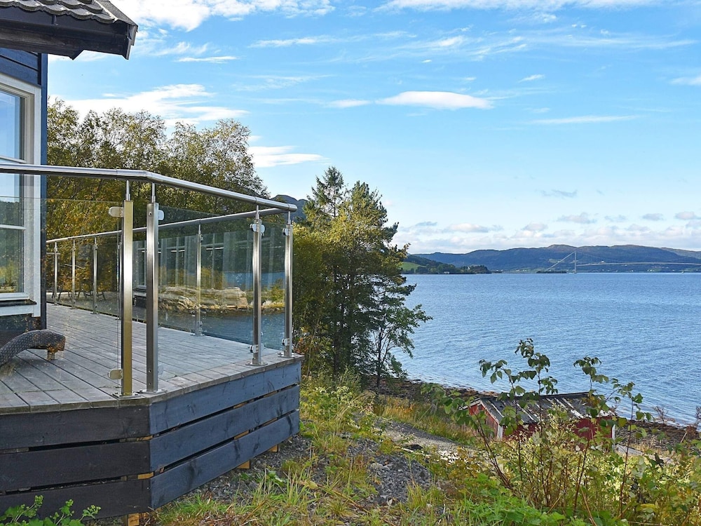 8 Person Holiday Home in Torvikbukt view 3