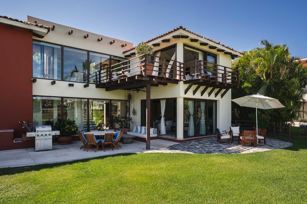 La Serenata in Punta Mita