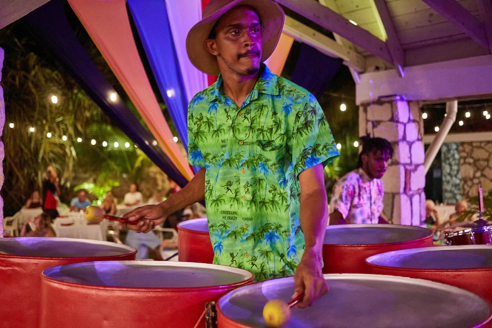 Pineapple Beach Club Antigua - Adults Only – All Inclusive