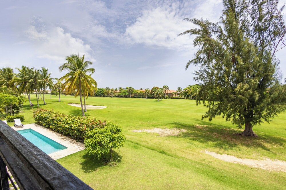 Family Elite Golf Vacations in Cocotal