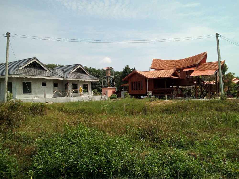 Health Care Land