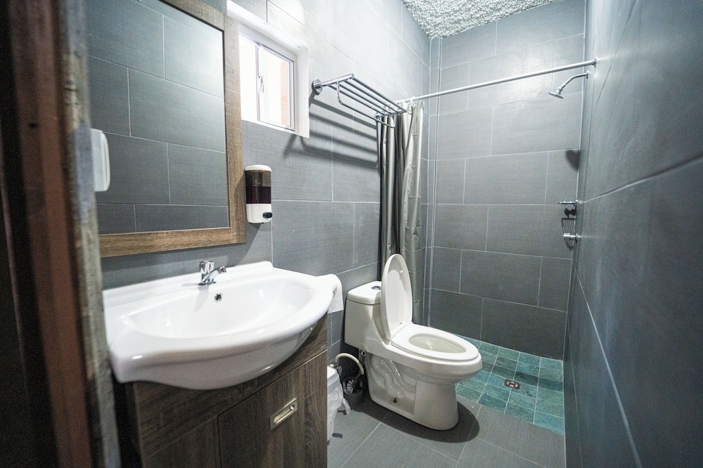 503 Casa Hostal
