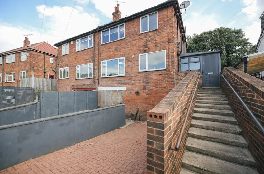 Frankys Place Residence in Leeds