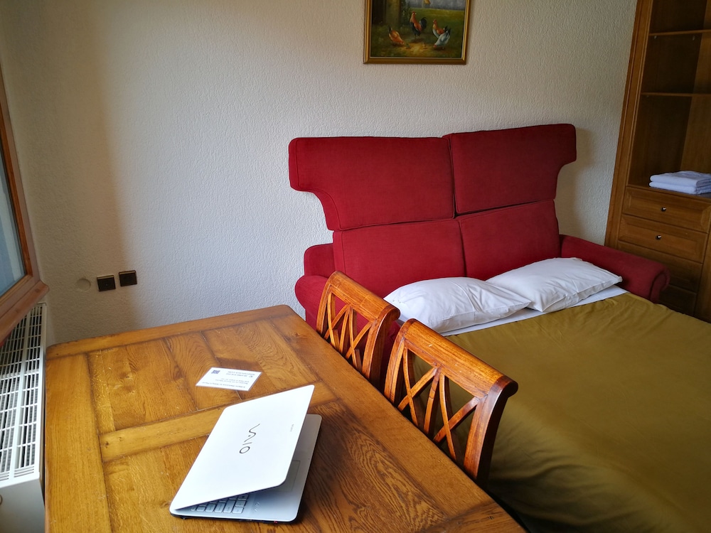 Nikky's Place - Property Image 5