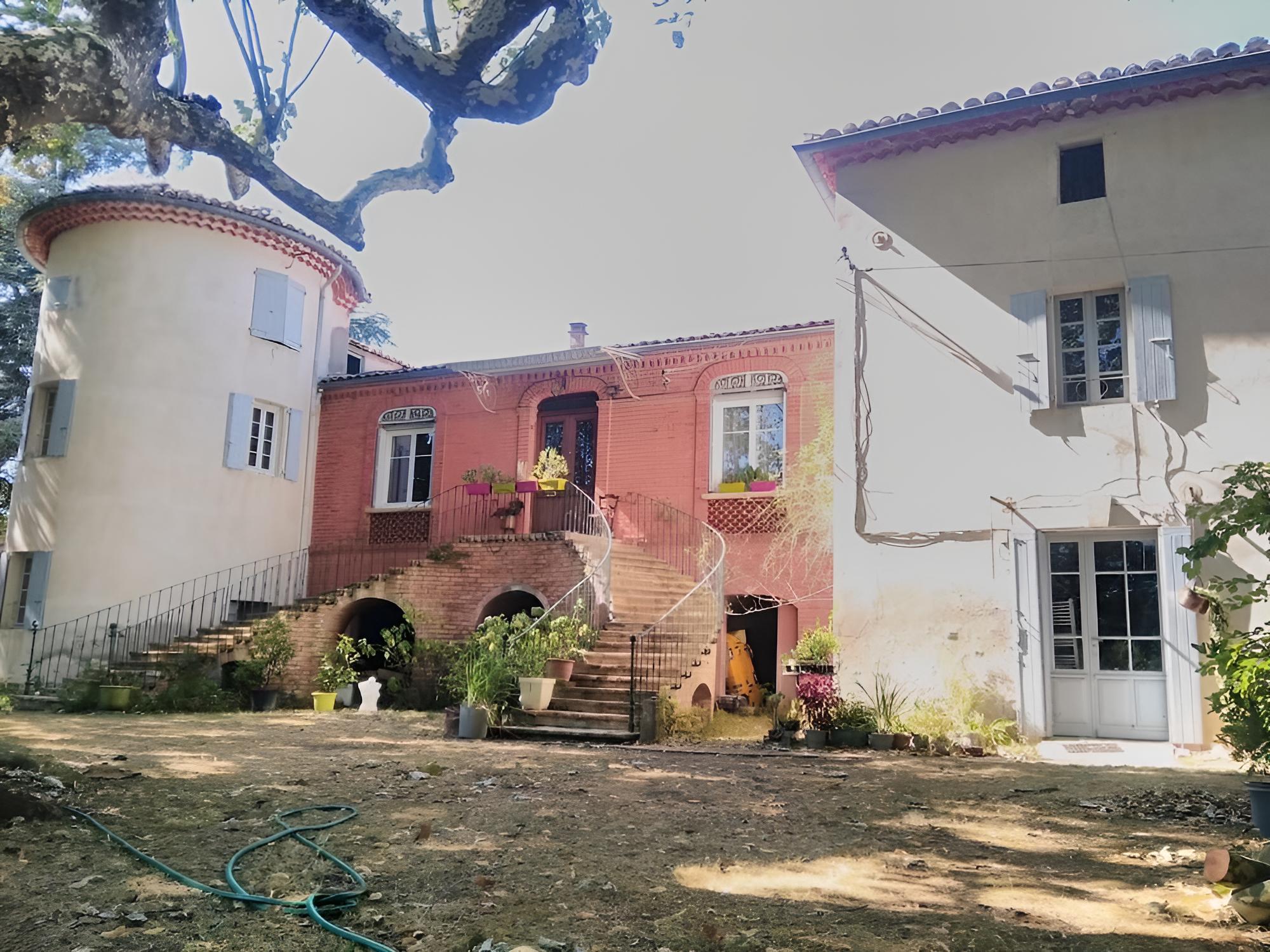 Gîte Mas de Bruguerolle view 2