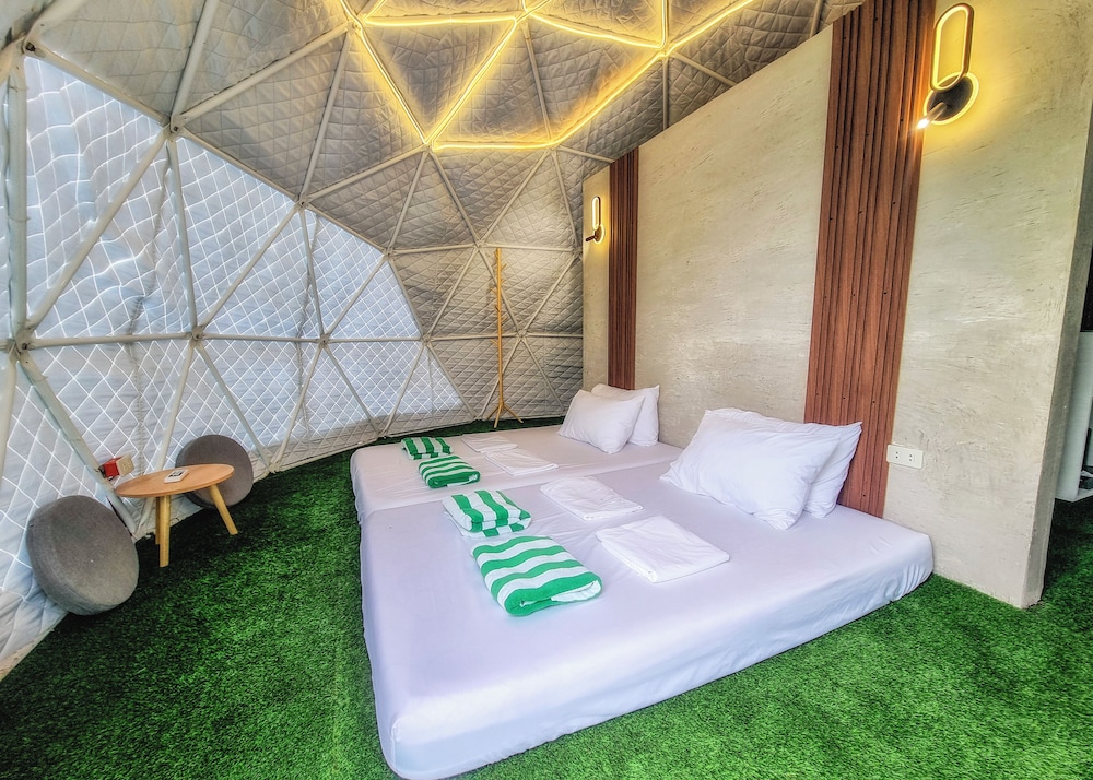 FarmKo Glamping