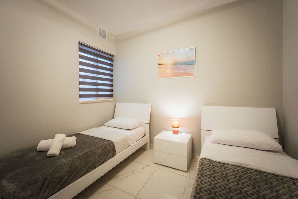 Gozo Haven With Pool Views in Nadur for Families