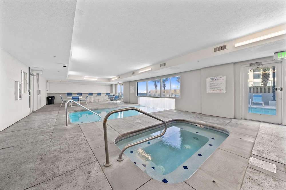 Island Royale 606