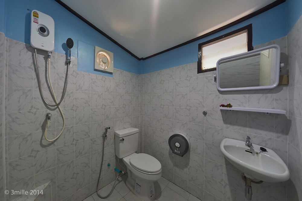 Blue Beach Bungalow