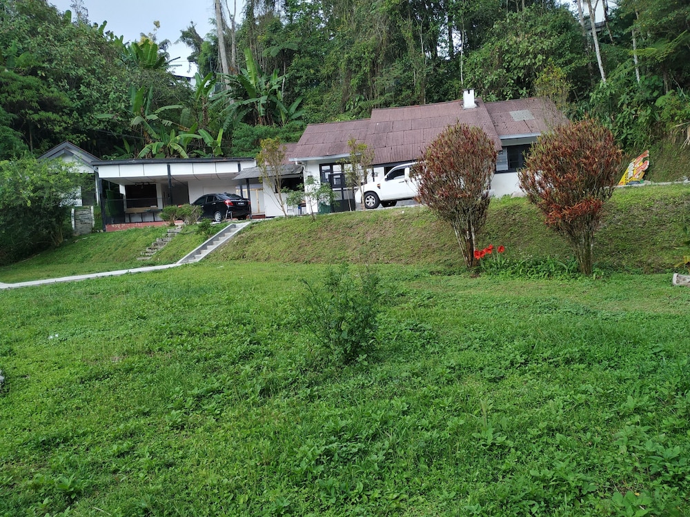 Farm Guest House - Hostel photo 7