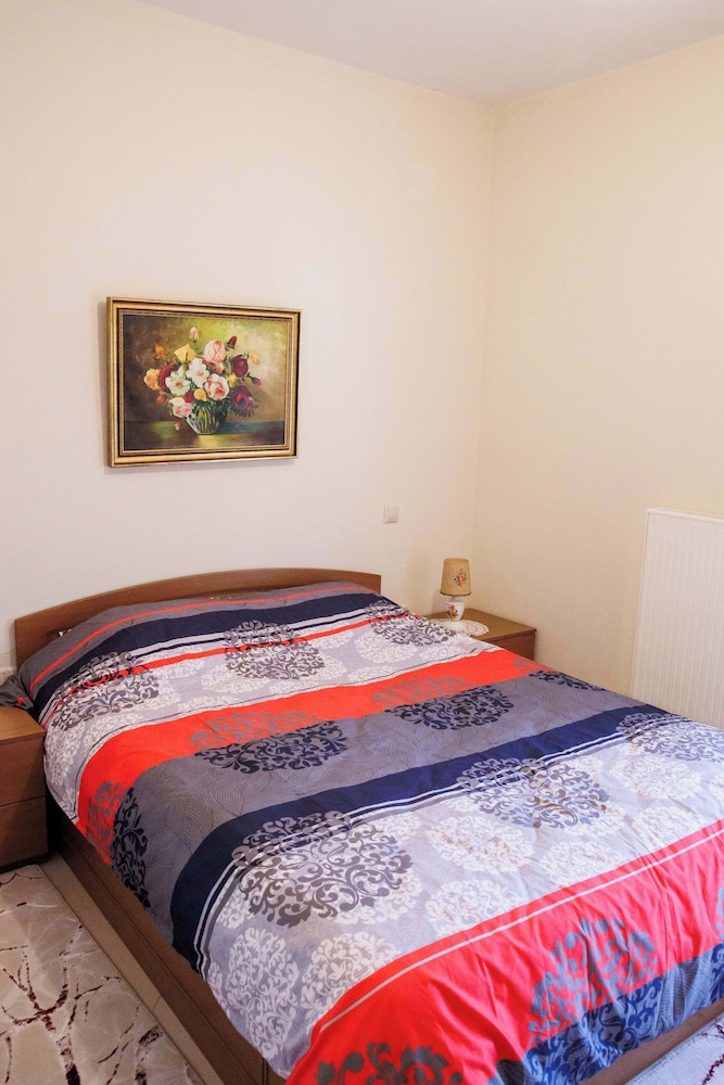 Anastasia s Kastoria Cozy Modern Garden Retreat