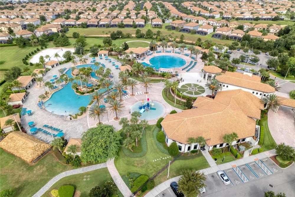 6 Bd Luxury Villa in Championsgate With Private Pool