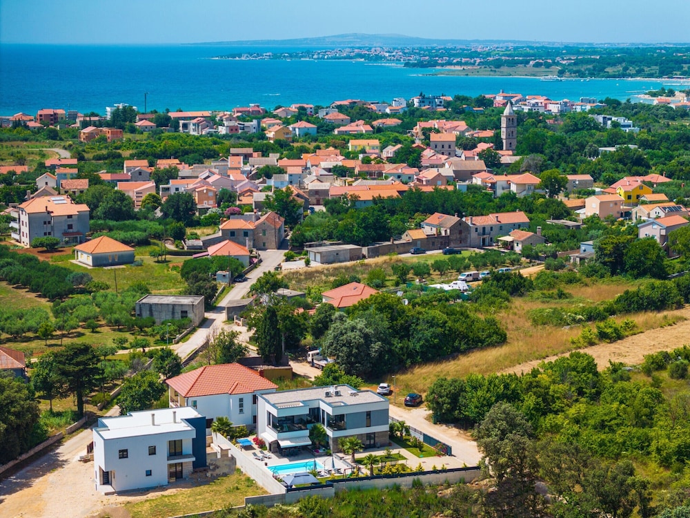 Villa Nina in Croatia Near the Adriatic Coast