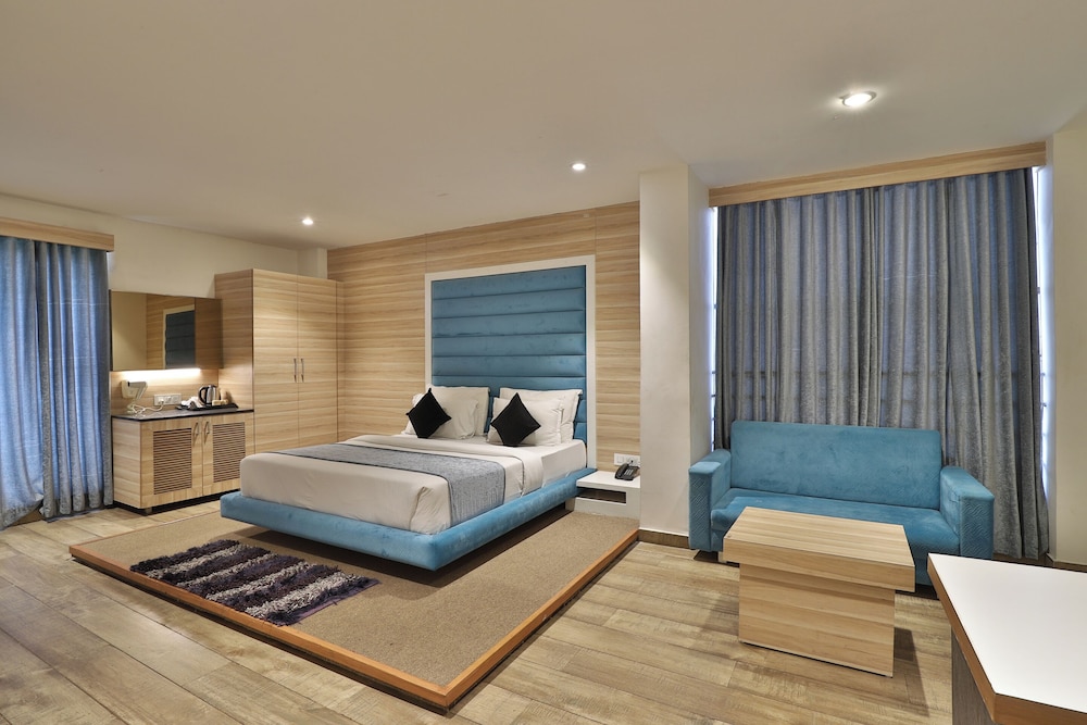 Hotel The Grand Shivay