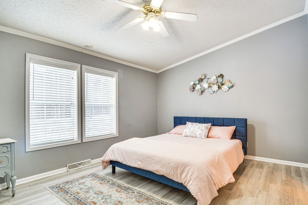8 Mi to Jordan Lake: Spacious New Hill Home