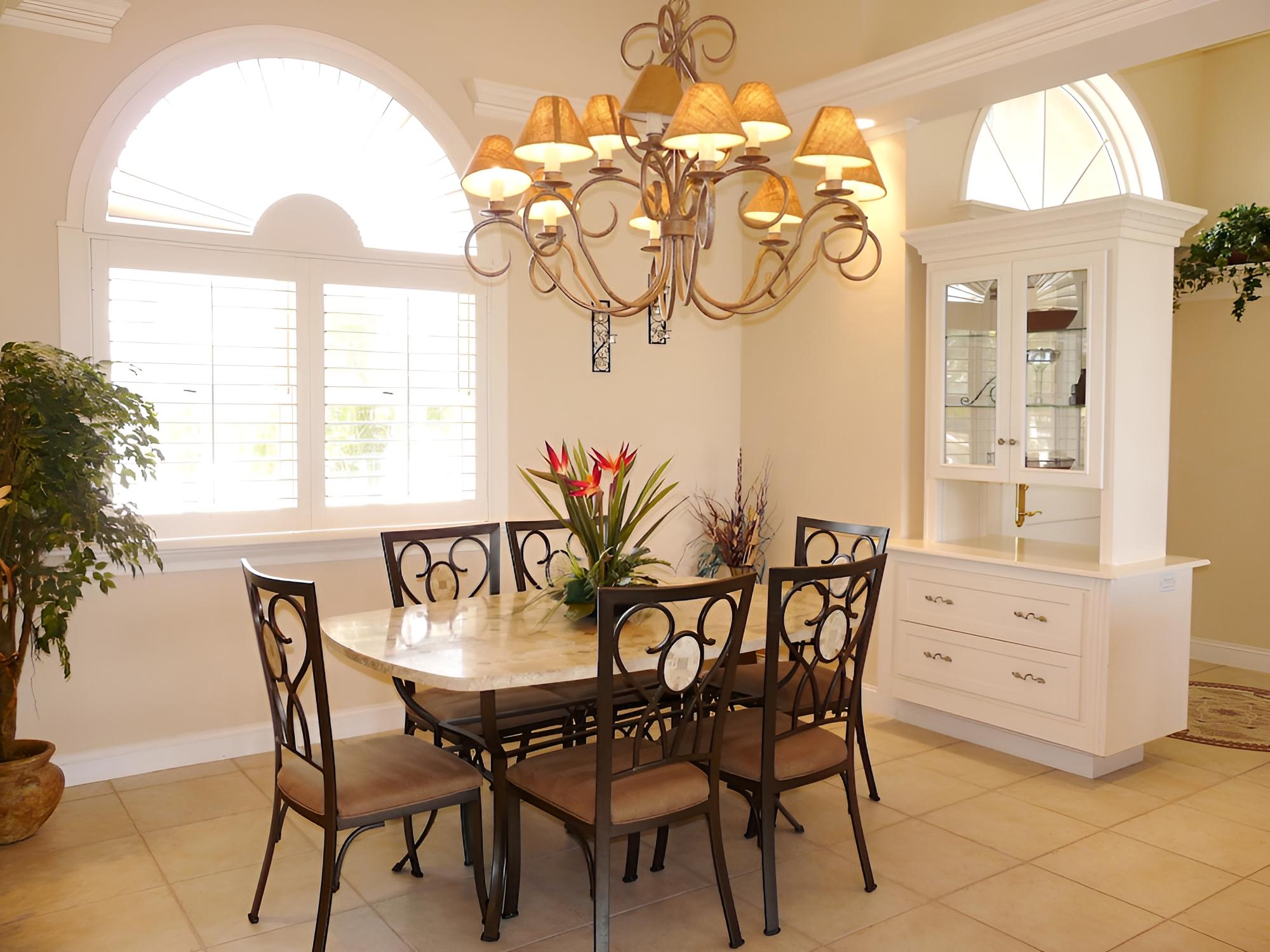 690 Pelican Court view 3