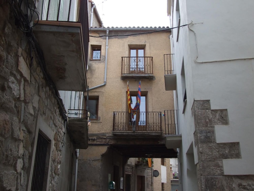 Cal Benet del Manigues view 5