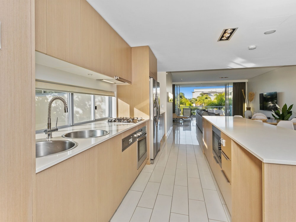 Luxury Apartments on Bells Boulevard