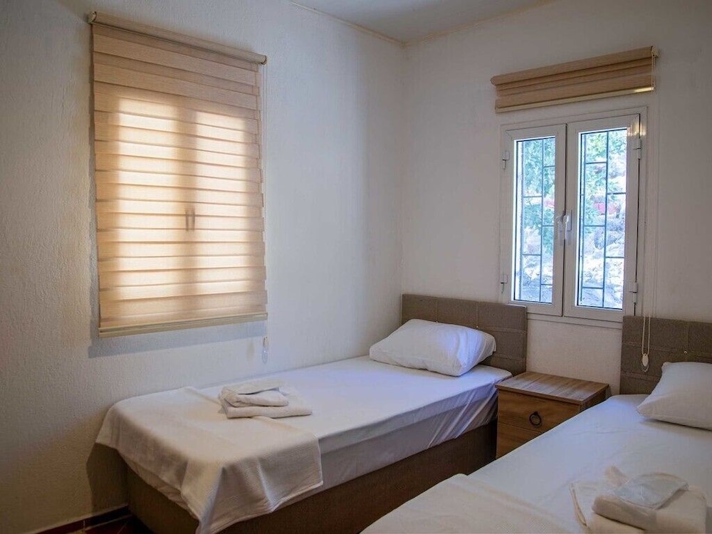 Yalıyanı Pansiyon - Image 24