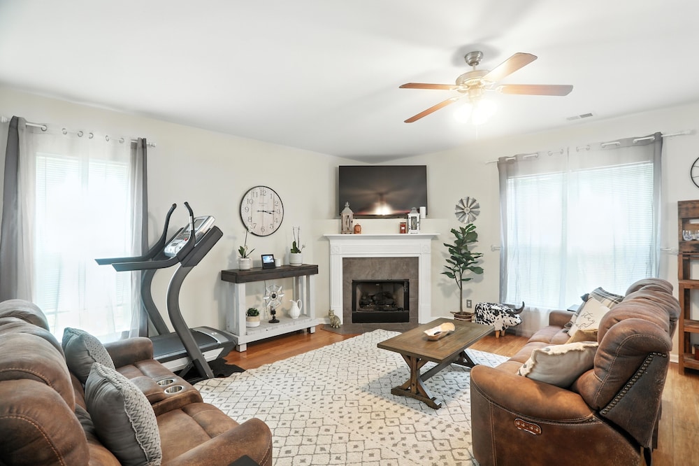 Lowcountry Luxury Near Palmetto Bluff 4 Bedroom Home