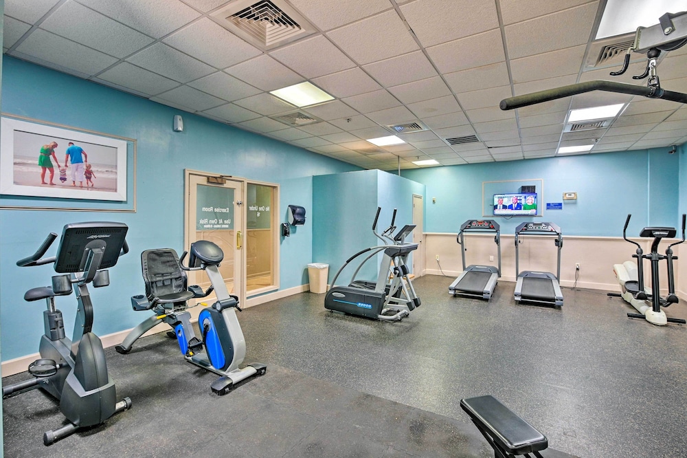 Pools, Hot Tubs & Ocean Access: Myrtle Beach Condo