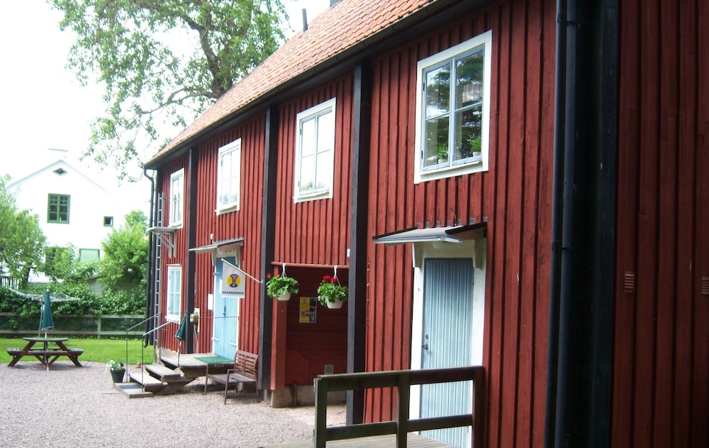 Vandrarhemmet Mangelgården - Hostel