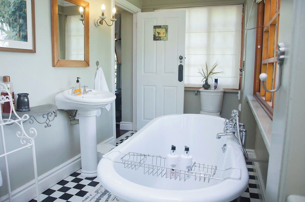 Hampton Rose Guest House