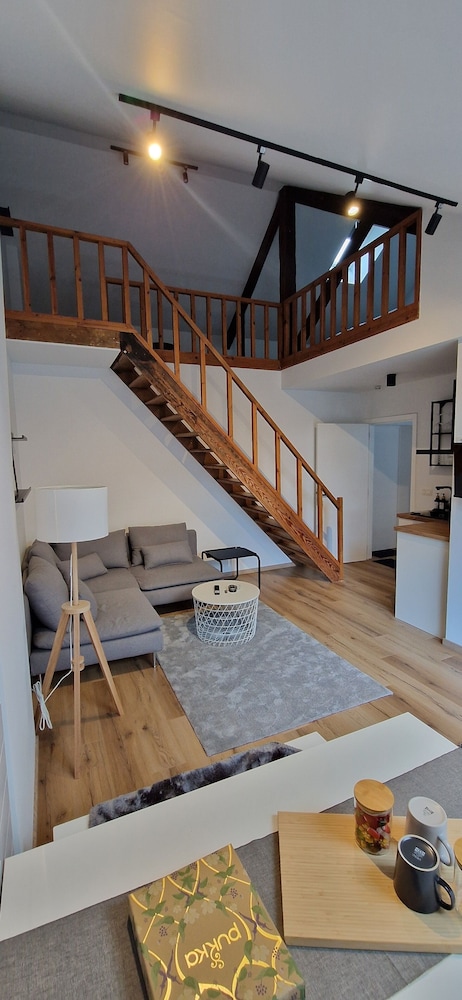Charleroi Cozy Home