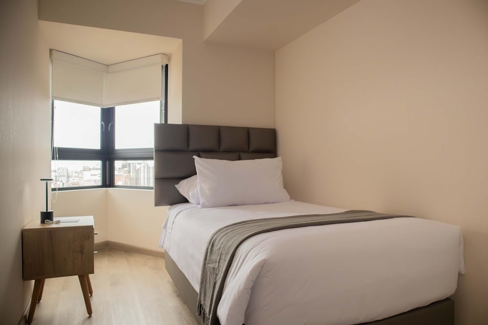 w Awesome 2BR Apartment in Miraflores