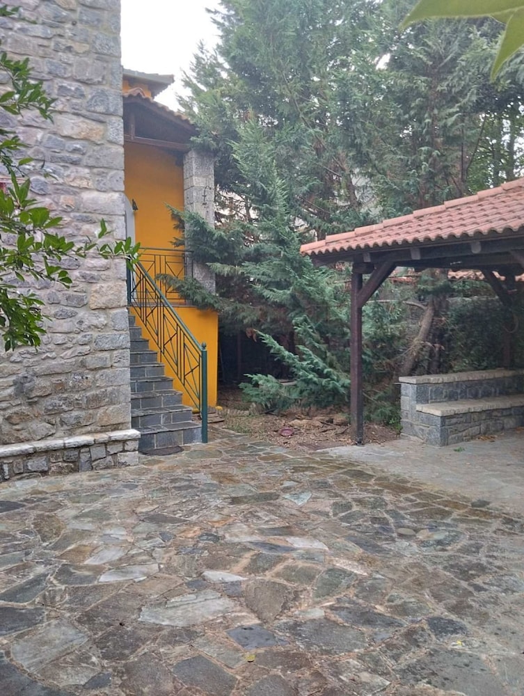 Vitina Number 5 House