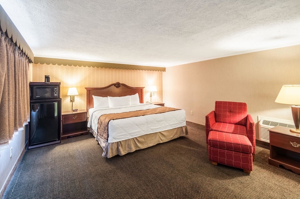 Rodeway Inn & Suites Charles Town