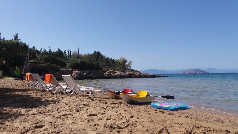 Electra Beachfront Villa