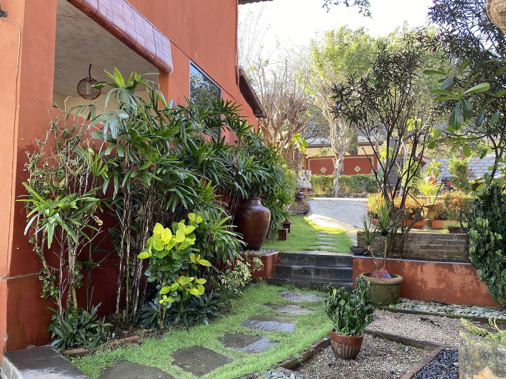 Villa Anjing 2