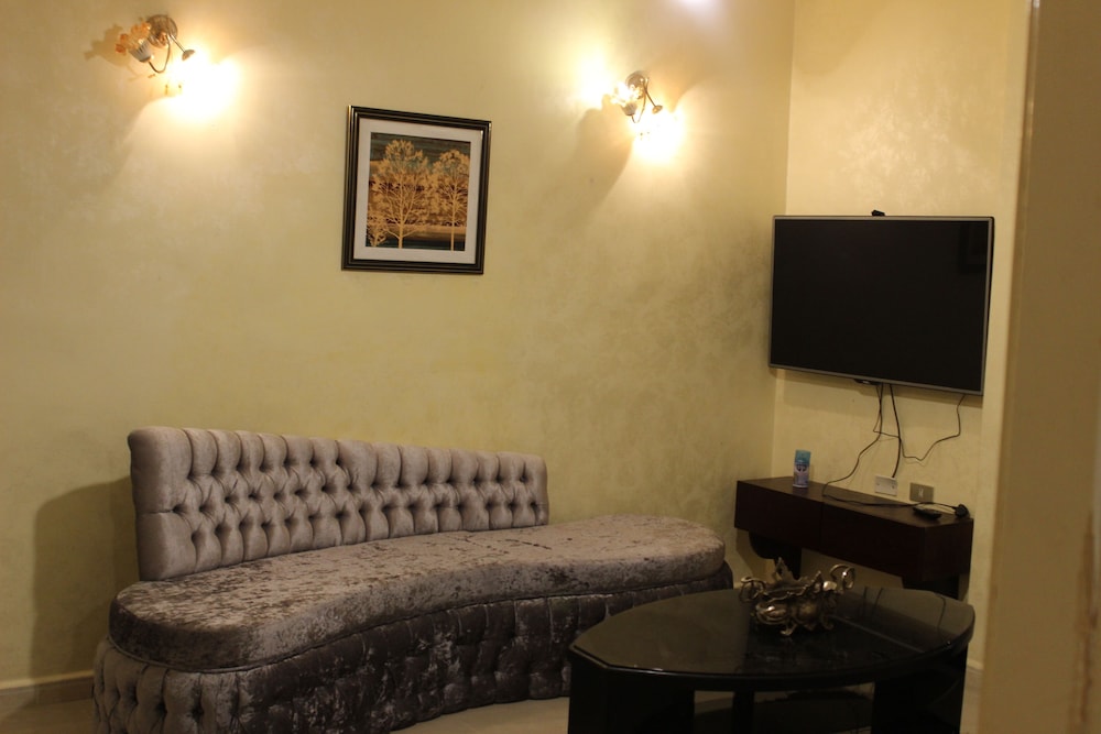 Petra Rest Home