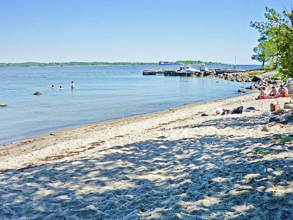 4 Star Holiday Home in Drottningskar