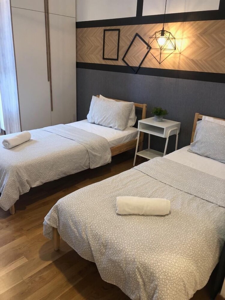 Juliana Vacation And Business Suites