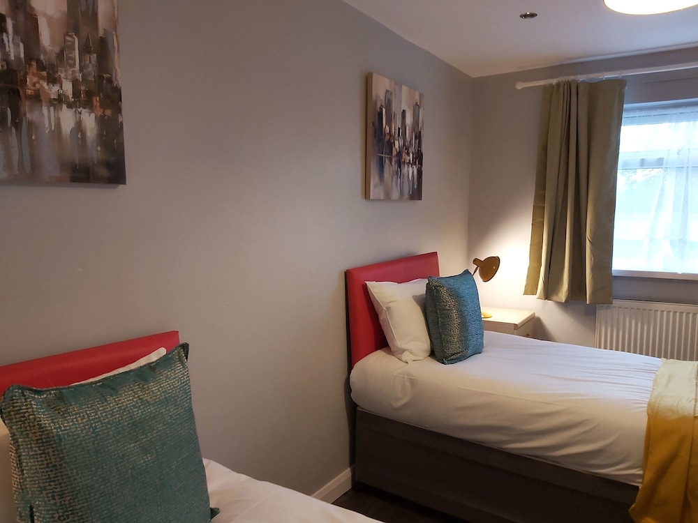 Bakewell House-Huku Kwetu view 3