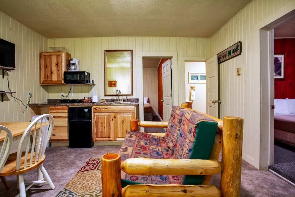Birchcliff Resort