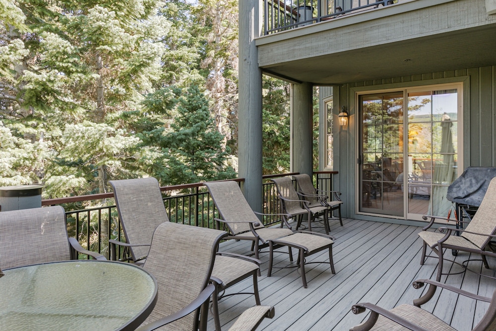 Bellemont Home at Deer Valley Resort - 6 Bedroom Home with Hot Tub #8 6 Home