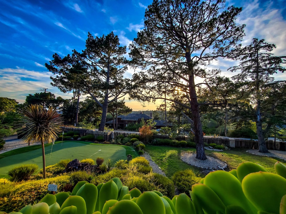 Monterey Vacations - Lx18: Golfer's Dream Retreat Estate - Property Image 1