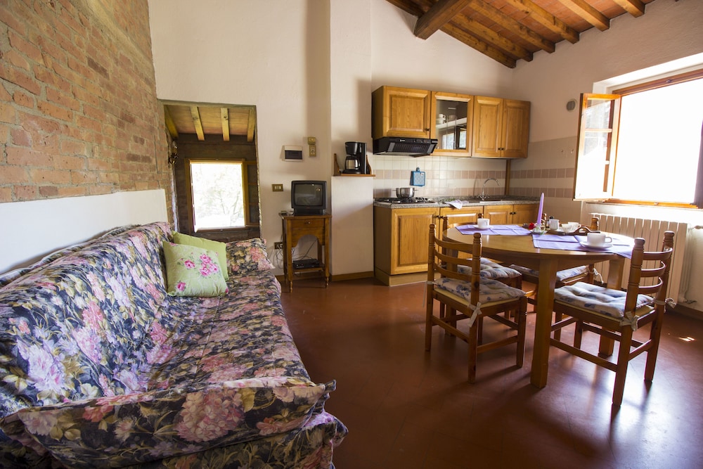 Borgo Il Poggio Agriturismo