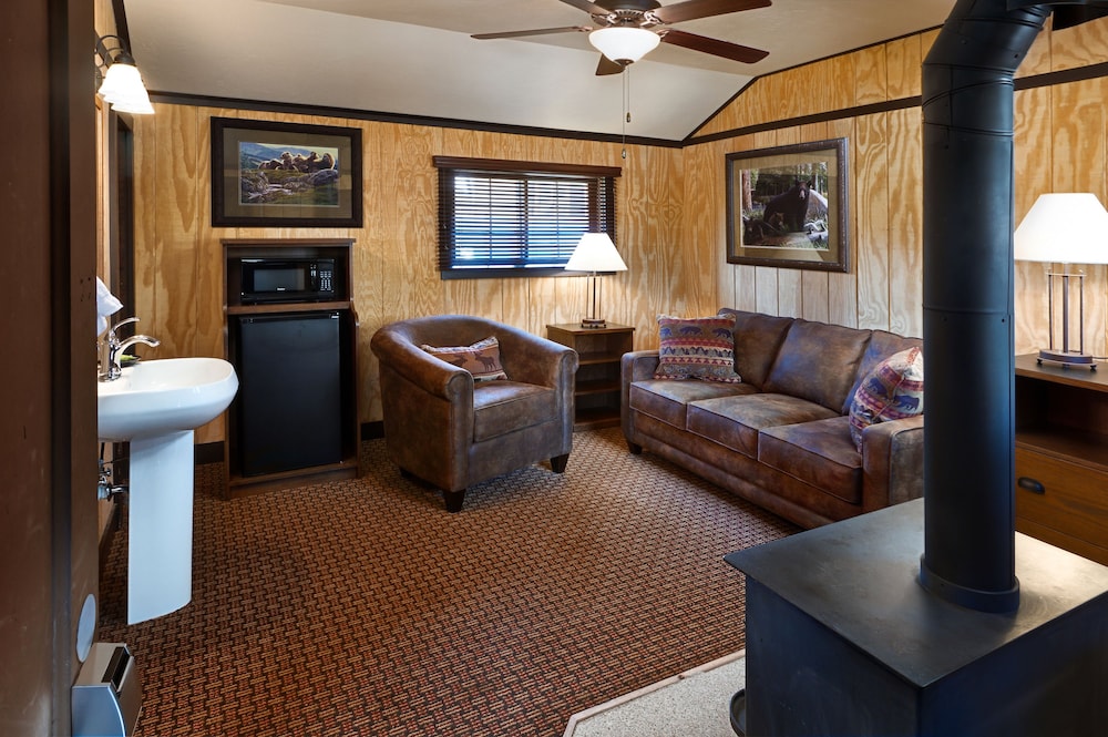 Grand Lake Lodge