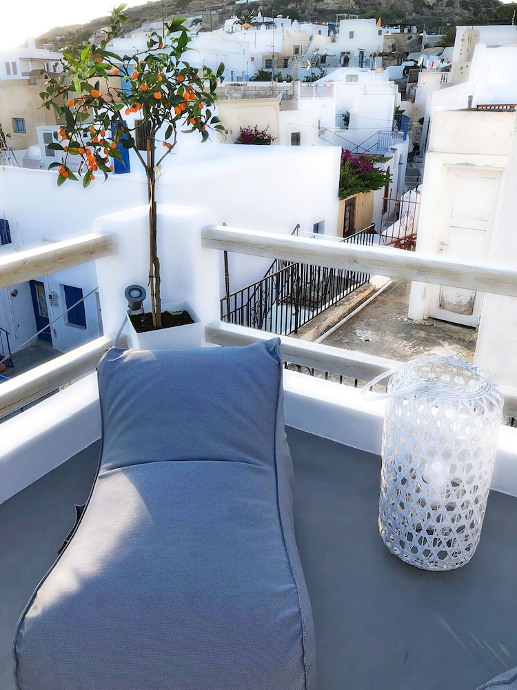 The Luna Suites