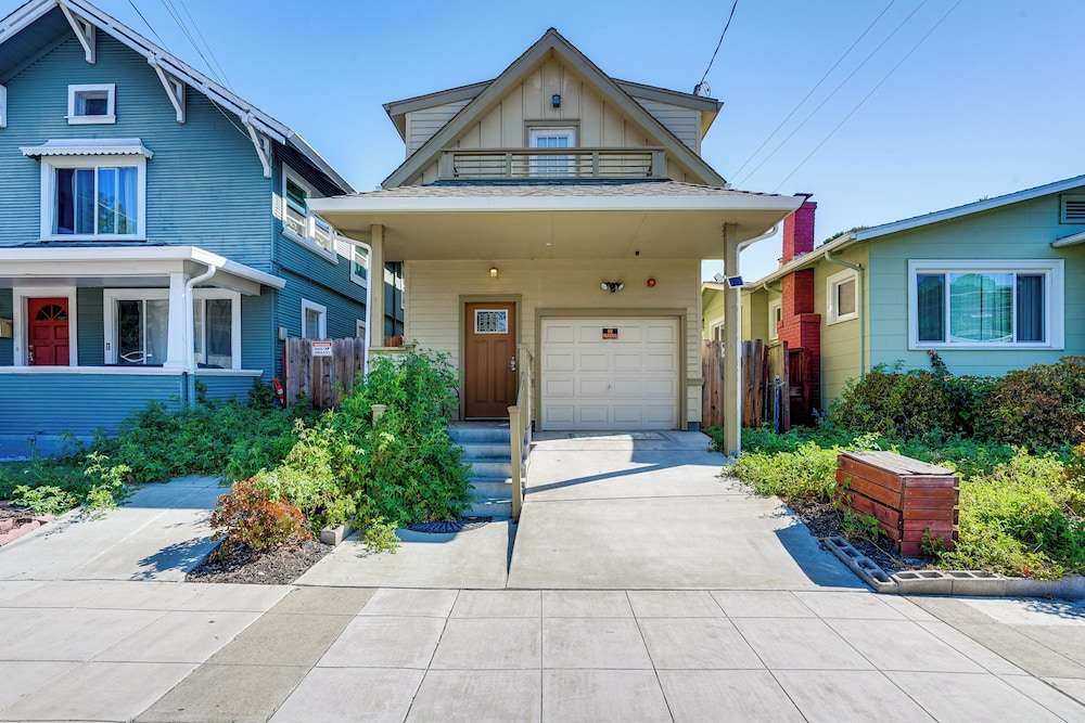 Walk to Dimond District Gems: Home in Oakland