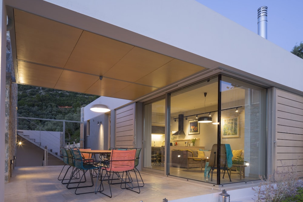 Atrium Villas