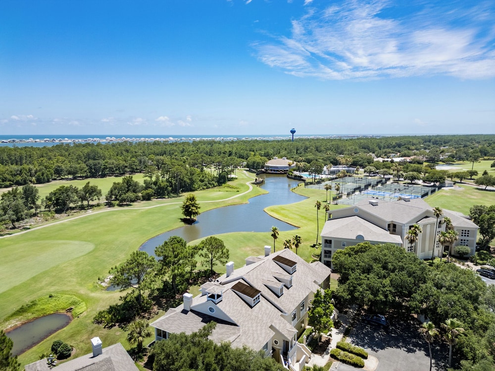 Peninsula Golf Club - The Links #B203 by Southern Vacation Rentals