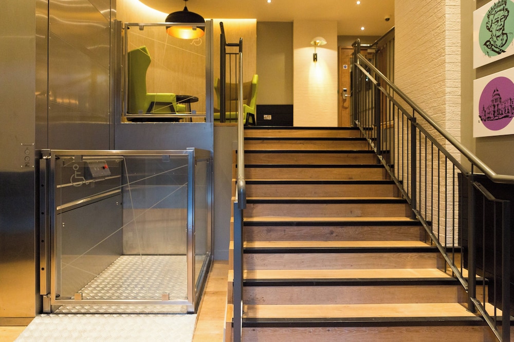 Premier Inn Lübeck City Centre
