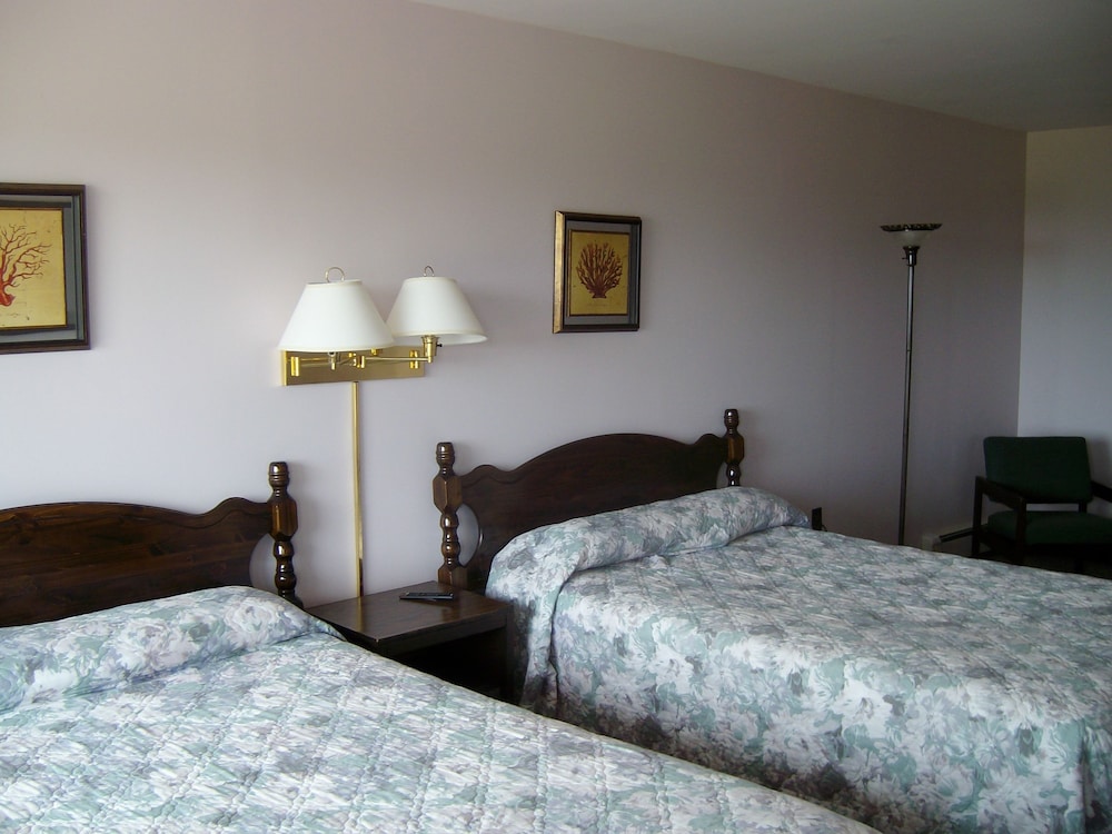 Singing Sands Inn Motel