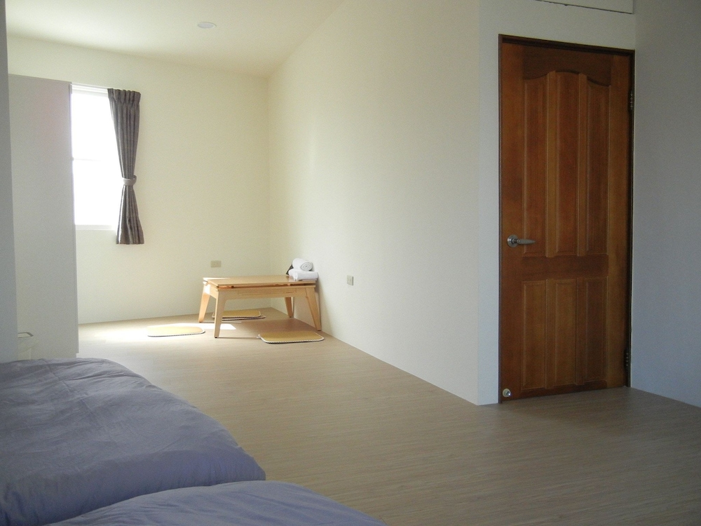 IMEEK Pet Friendly Tourist Home