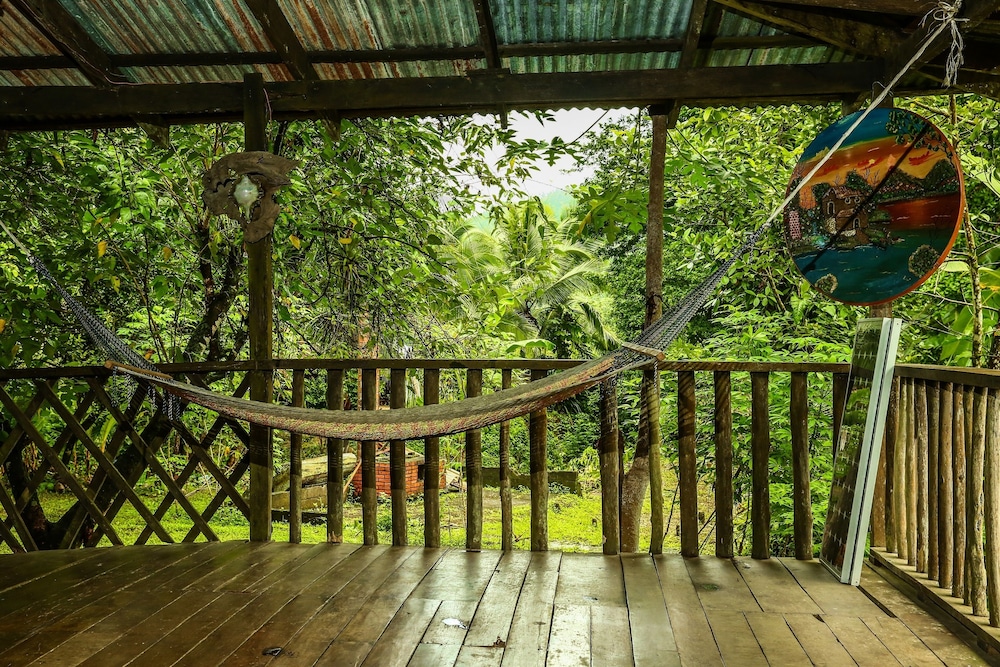 Tapir Lodge